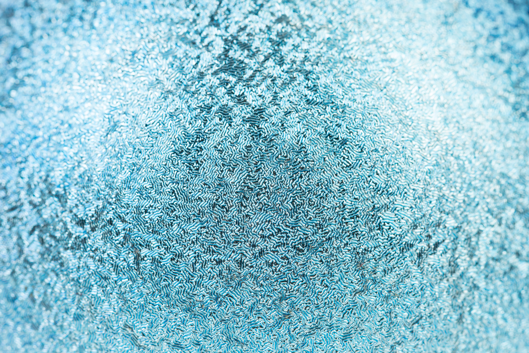 VIDRIO: UN MATERIAL CON CUALIDADES SORPRENDENTES